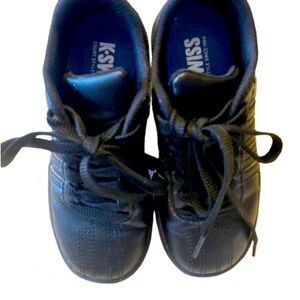 K-Swiss Black Sneakers with Textured Sole and Stitching